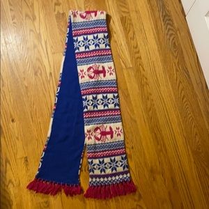 Cozy Vineyard Vines scarf.
